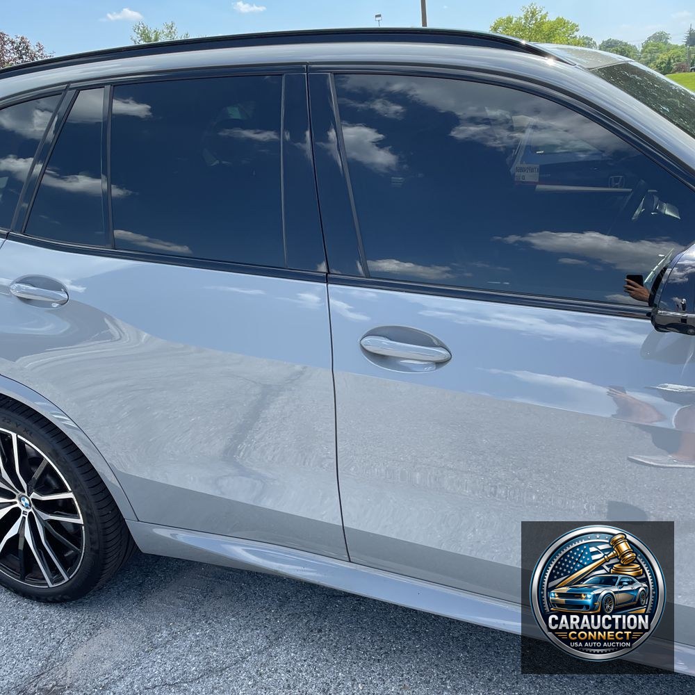 2024 BMW X5 M60i