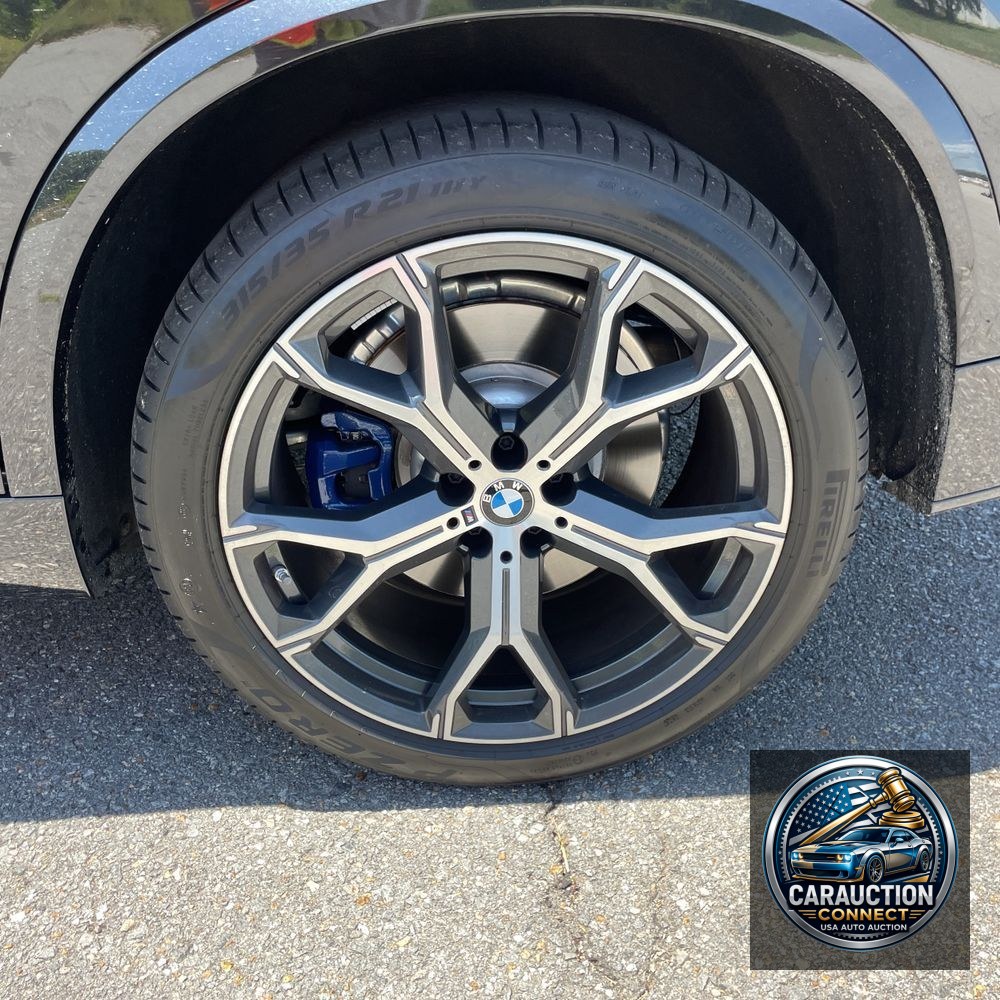2026 BMW X5 M60i