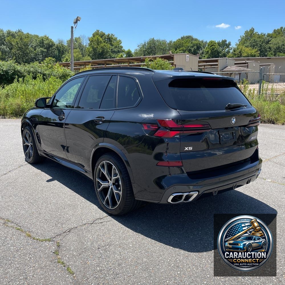 2026 BMW X5 M60i