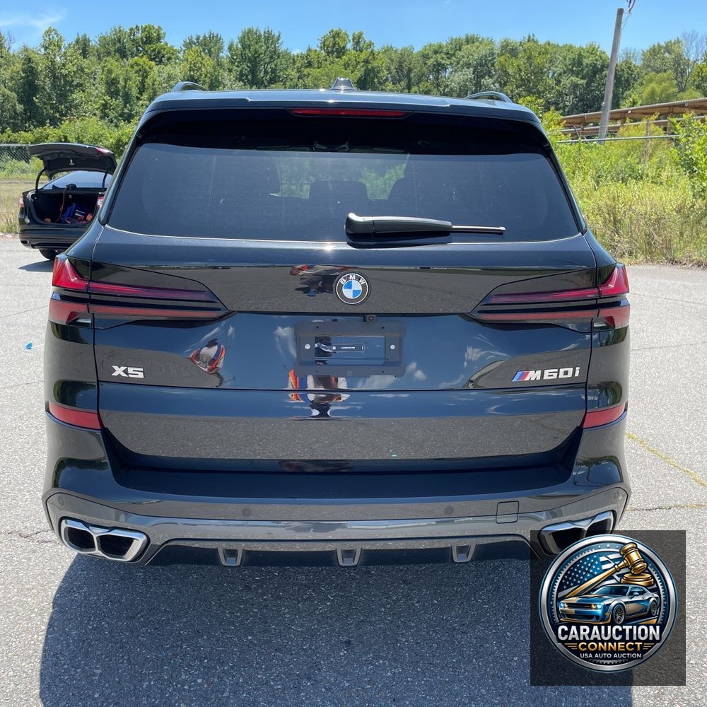2026 BMW X5 M60i