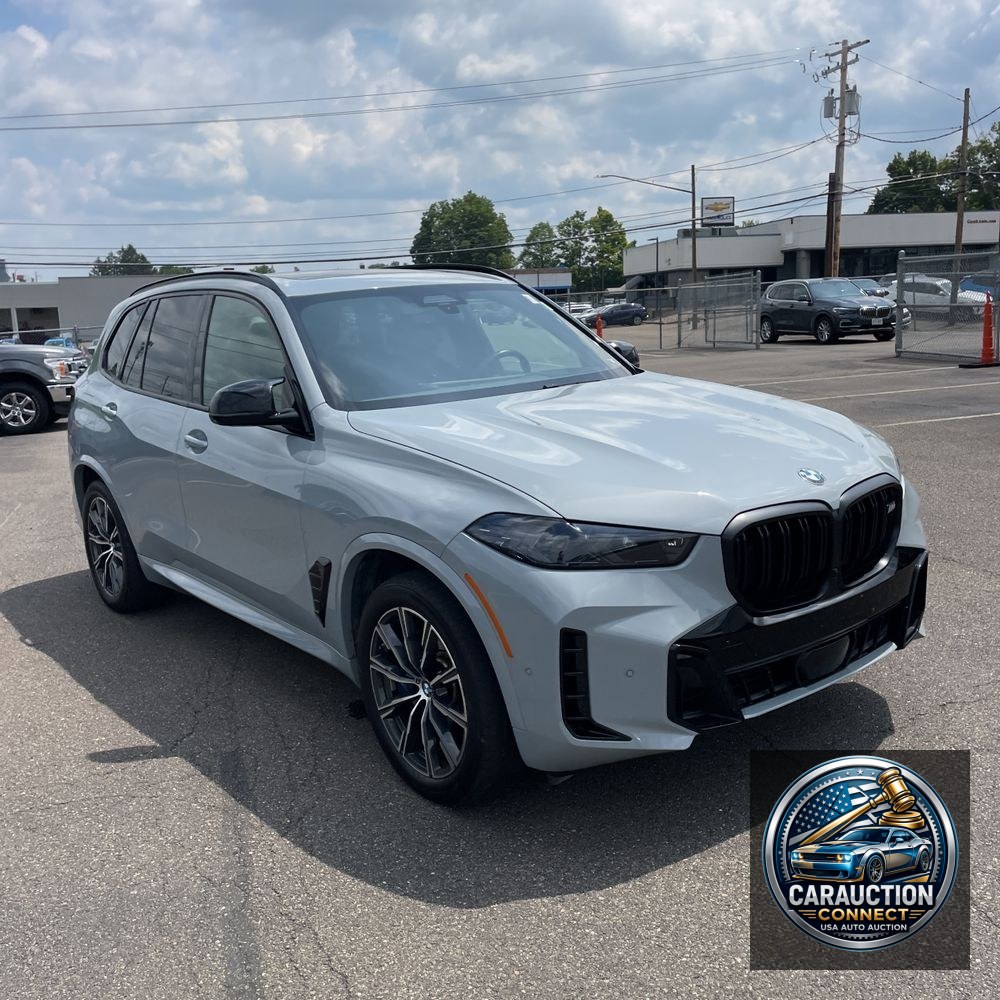 2024 BMW X5 M60i