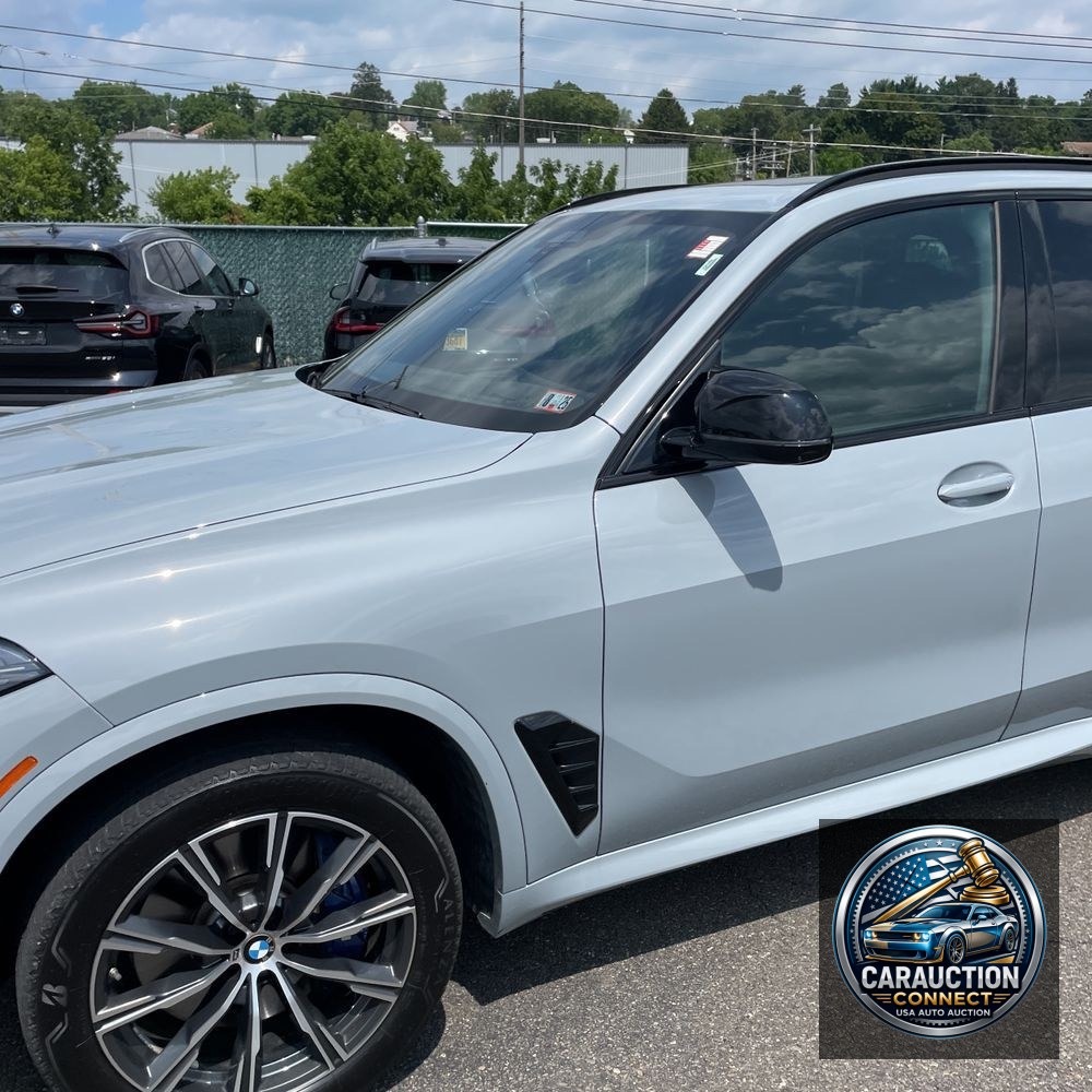 2024 BMW X5 M60i
