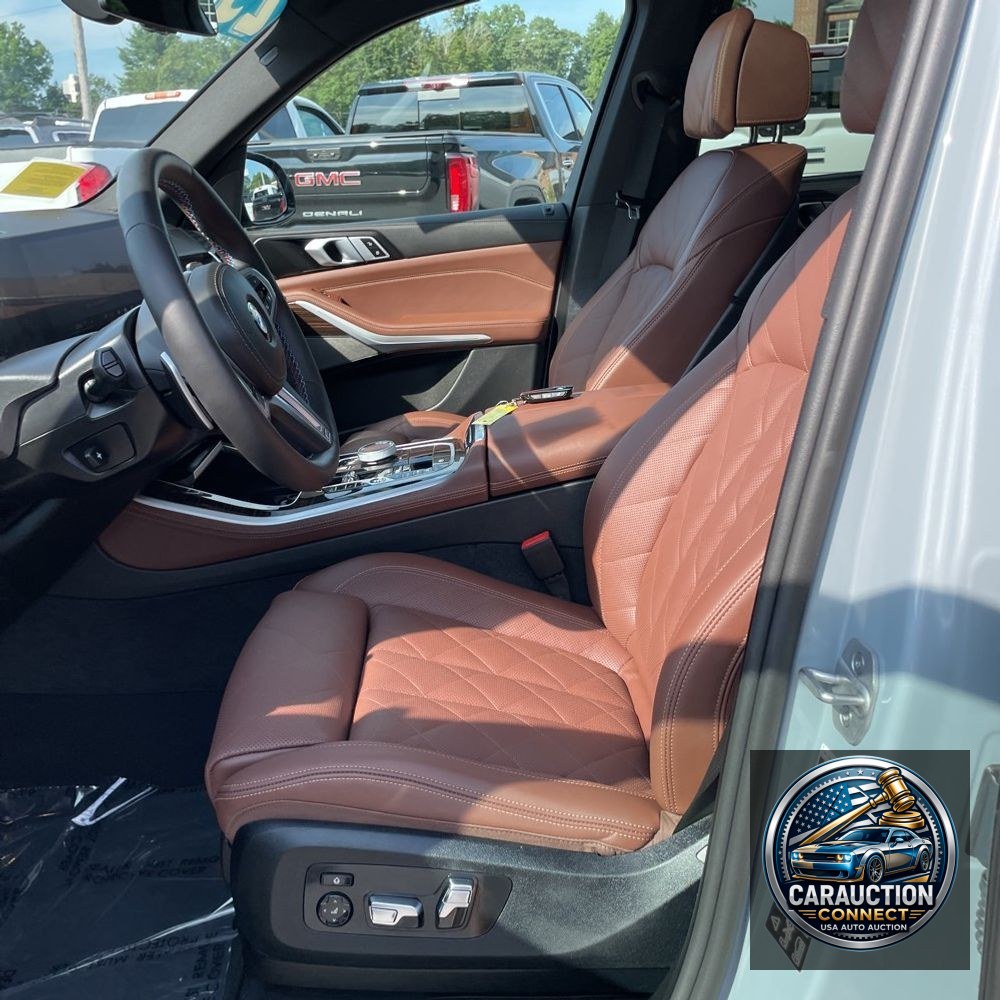 2025 BMW X5 M60i