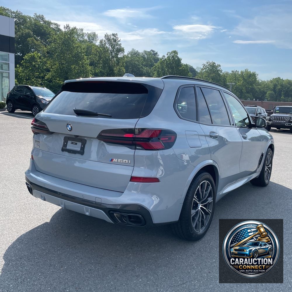 2025 BMW X5 M60i
