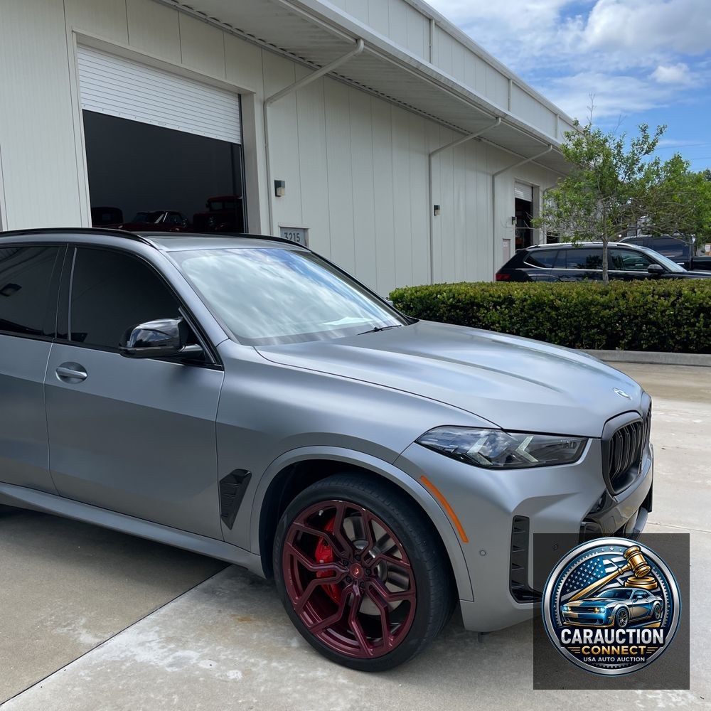 2024 BMW X5 M60i