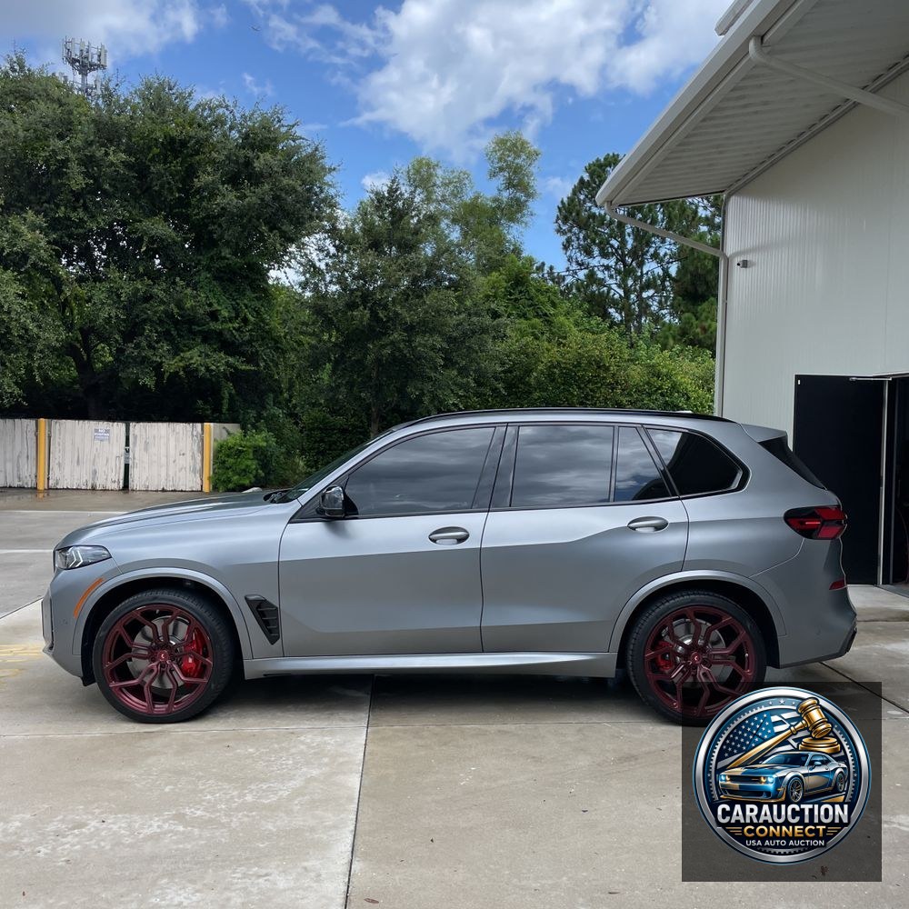 2024 BMW X5 M60i