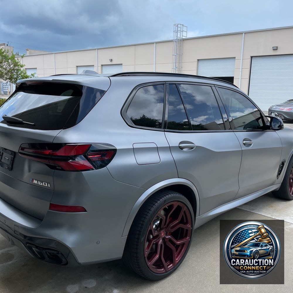 2024 BMW X5 M60i