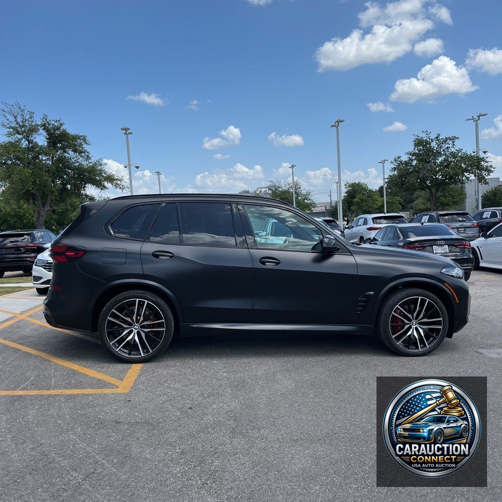 2024 BMW X5 M60i