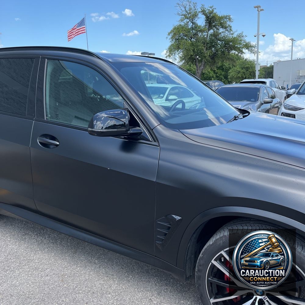 2024 BMW X5 M60i