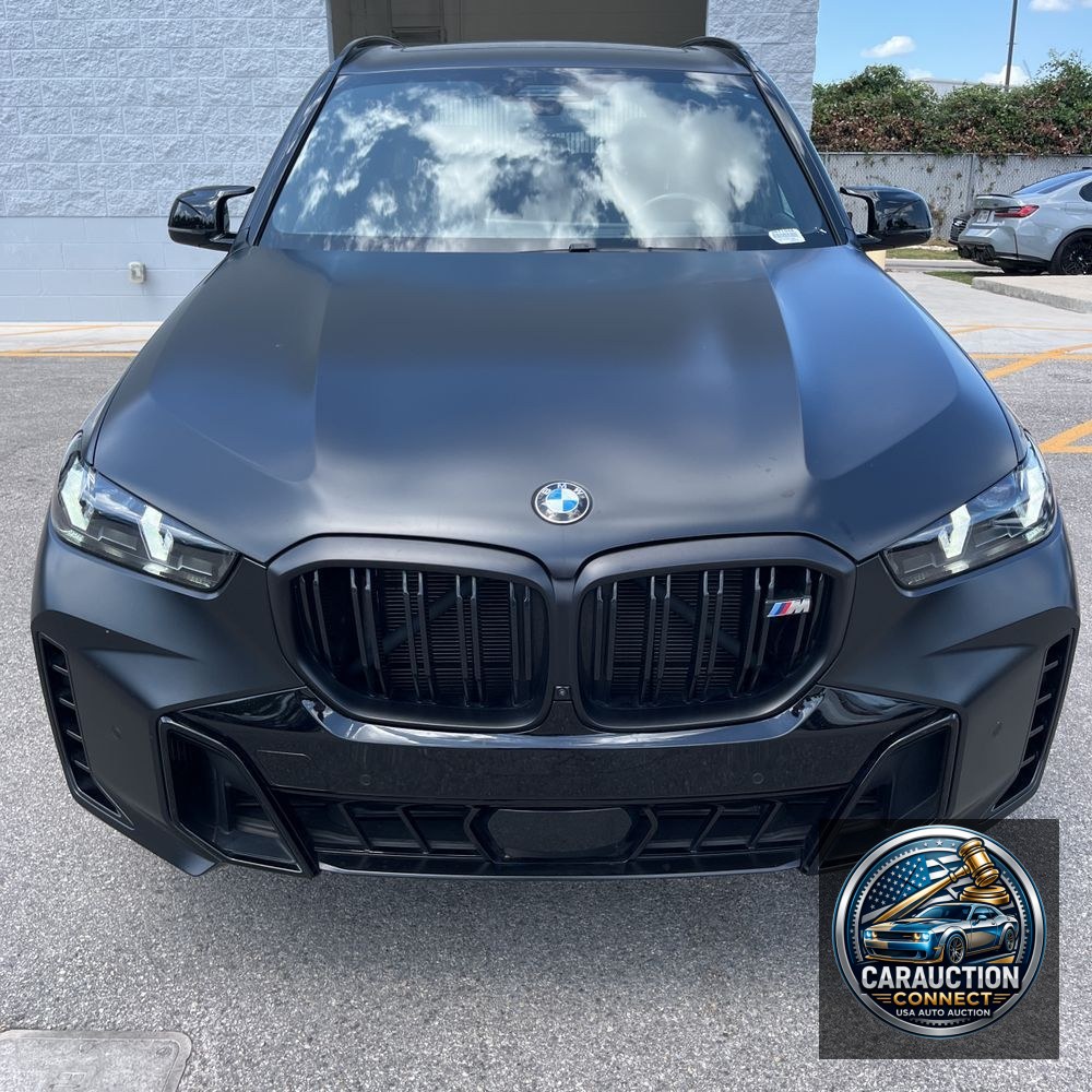 2024 BMW X5 M60i