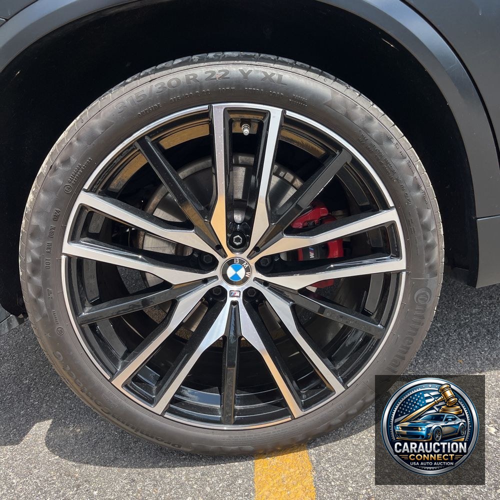 2024 BMW X5 M60i