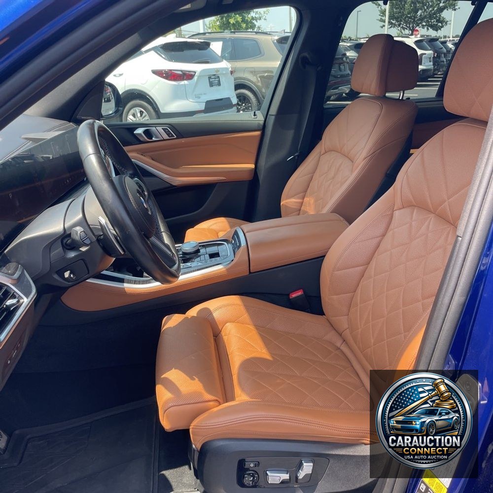 2024 BMW X5 M60i