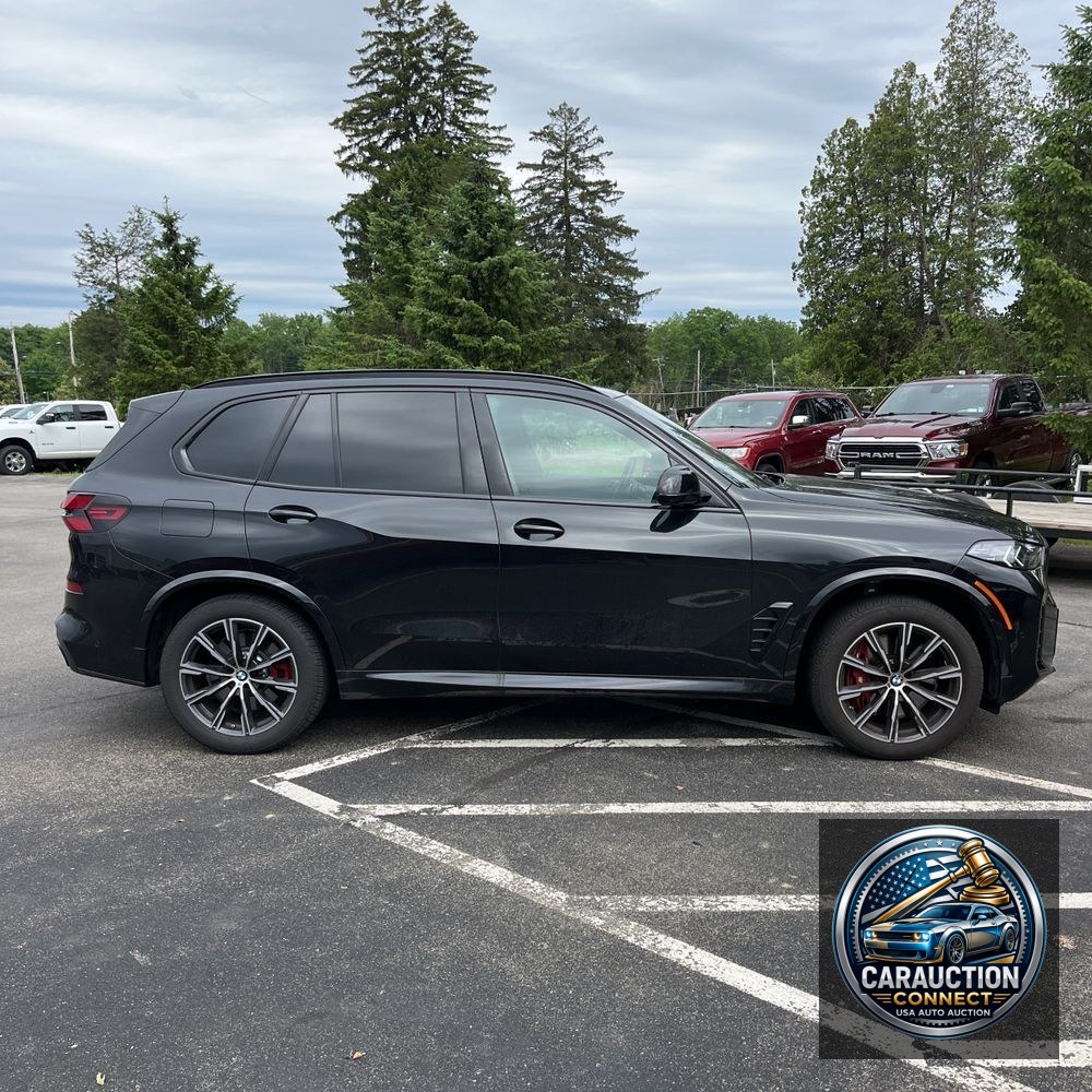 2025 BMW X5 M60i