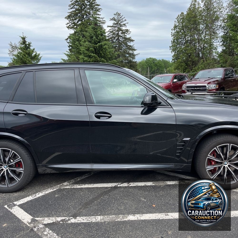 2025 BMW X5 M60i