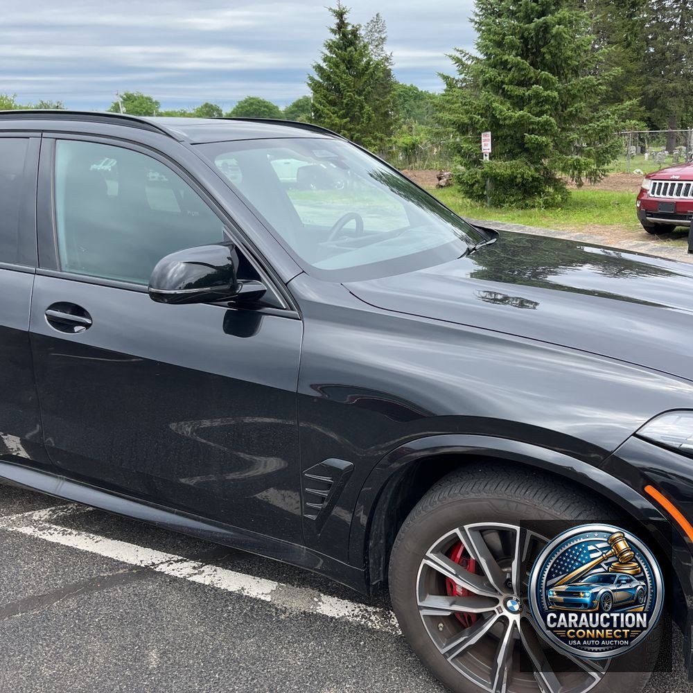 2025 BMW X5 M60i