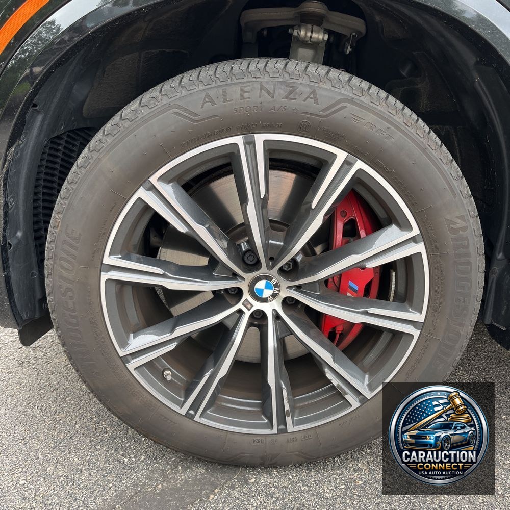 2025 BMW X5 M60i