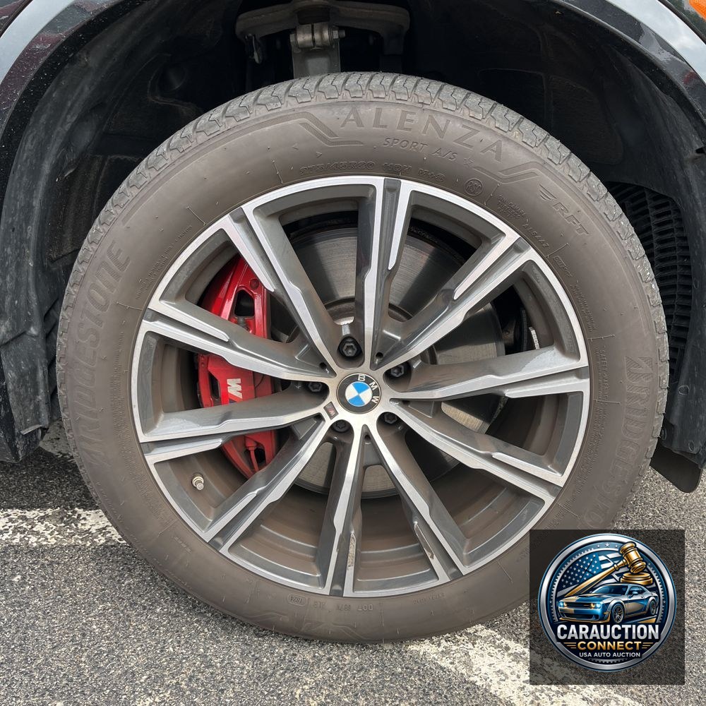 2025 BMW X5 M60i