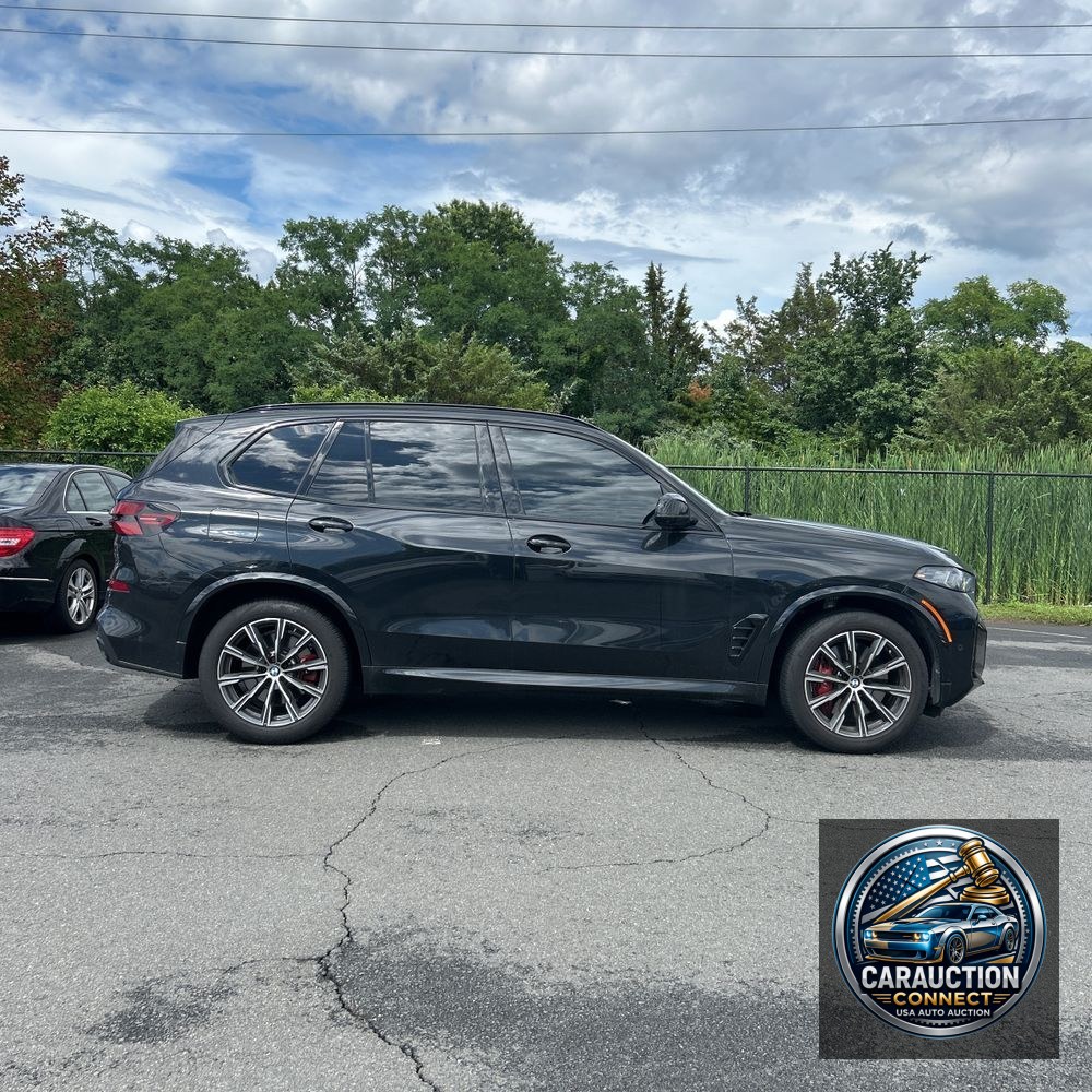 2024 BMW X5 M60i
