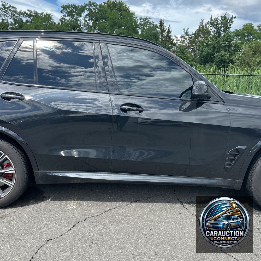 2024 BMW X5 M60i