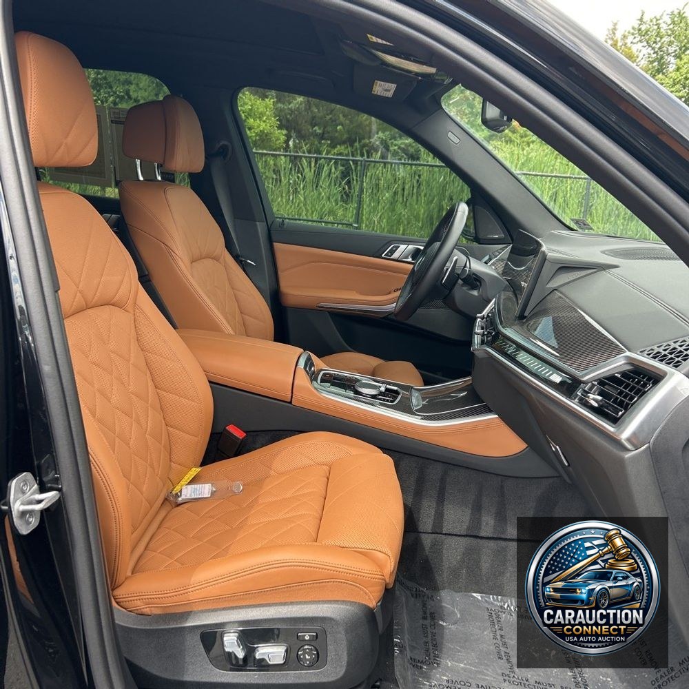 2024 BMW X5 M60i