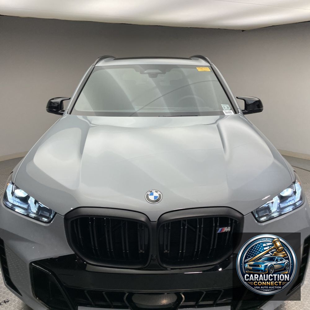 2025 BMW X5 M60i