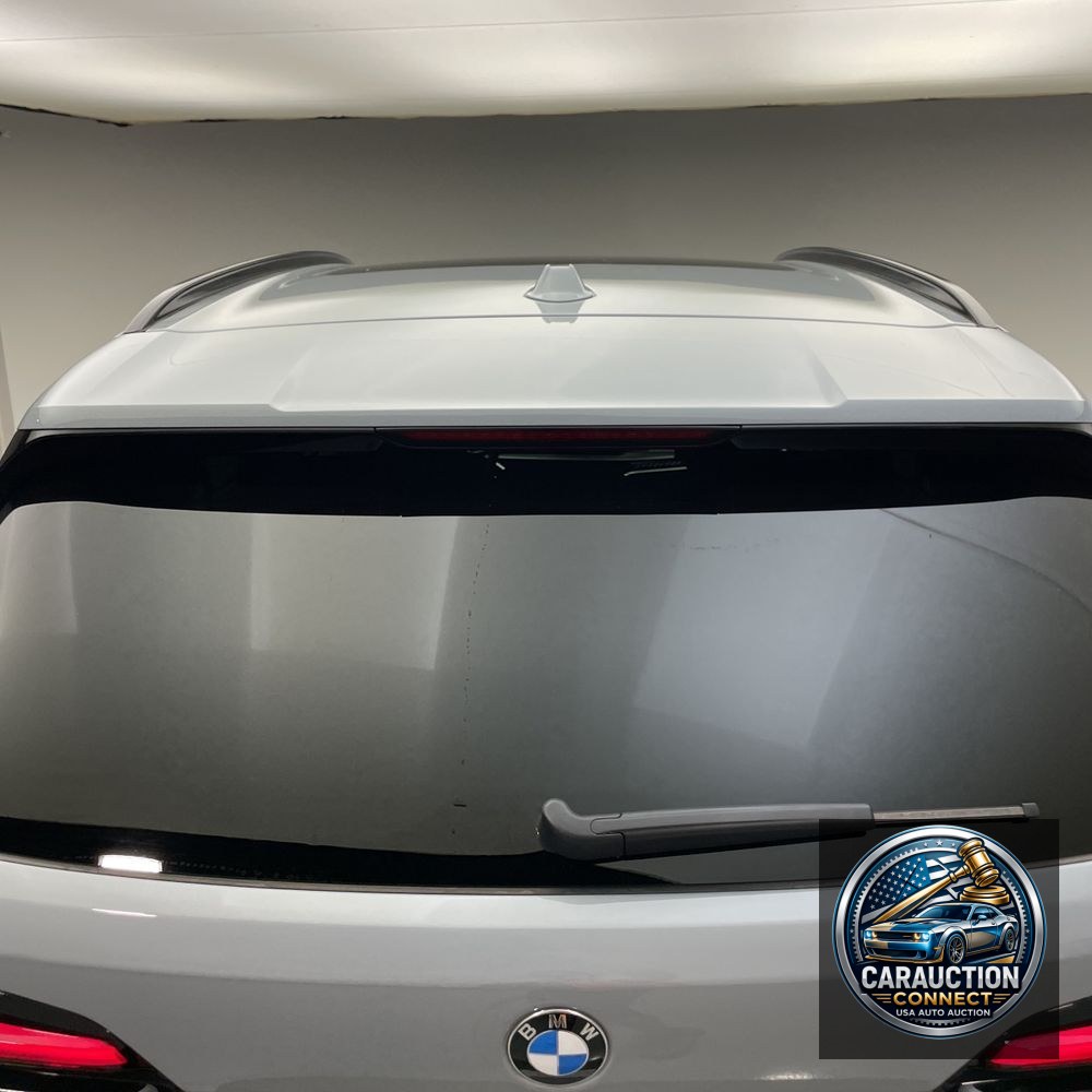 2025 BMW X5 M60i