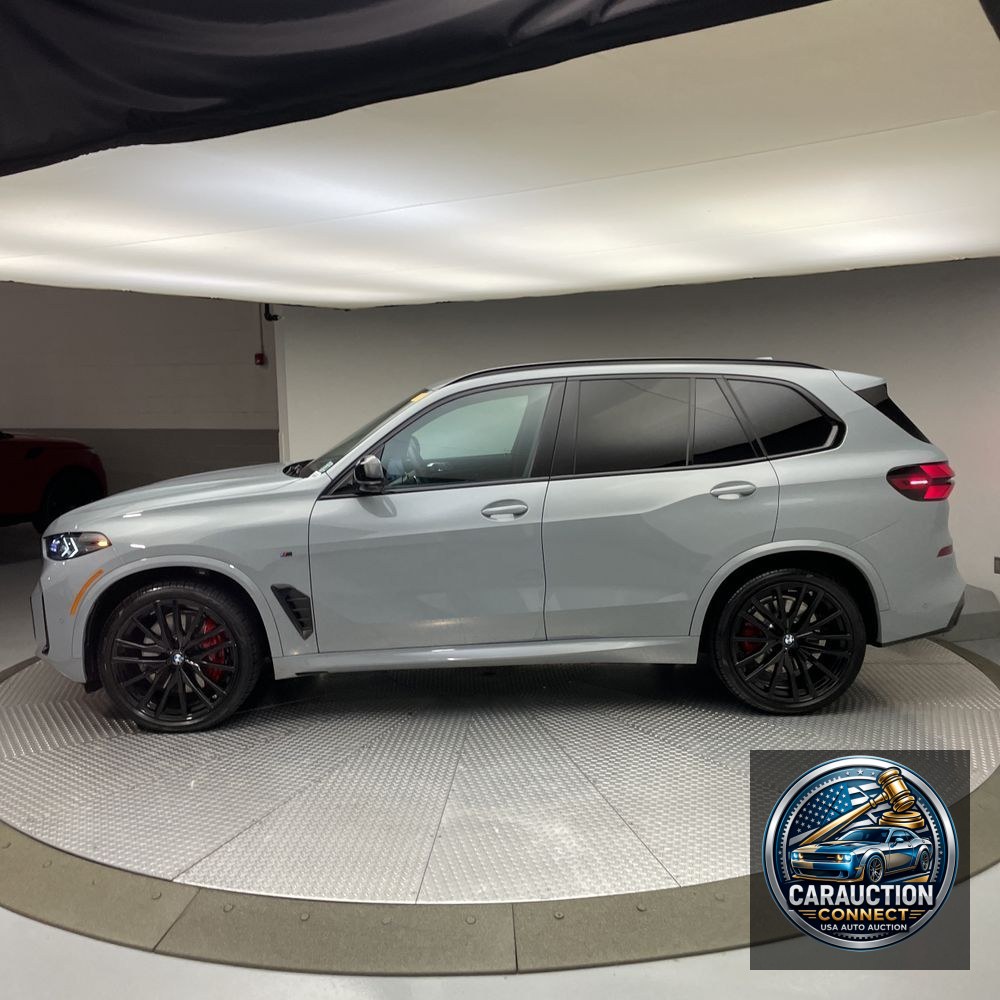 2025 BMW X5 M60i