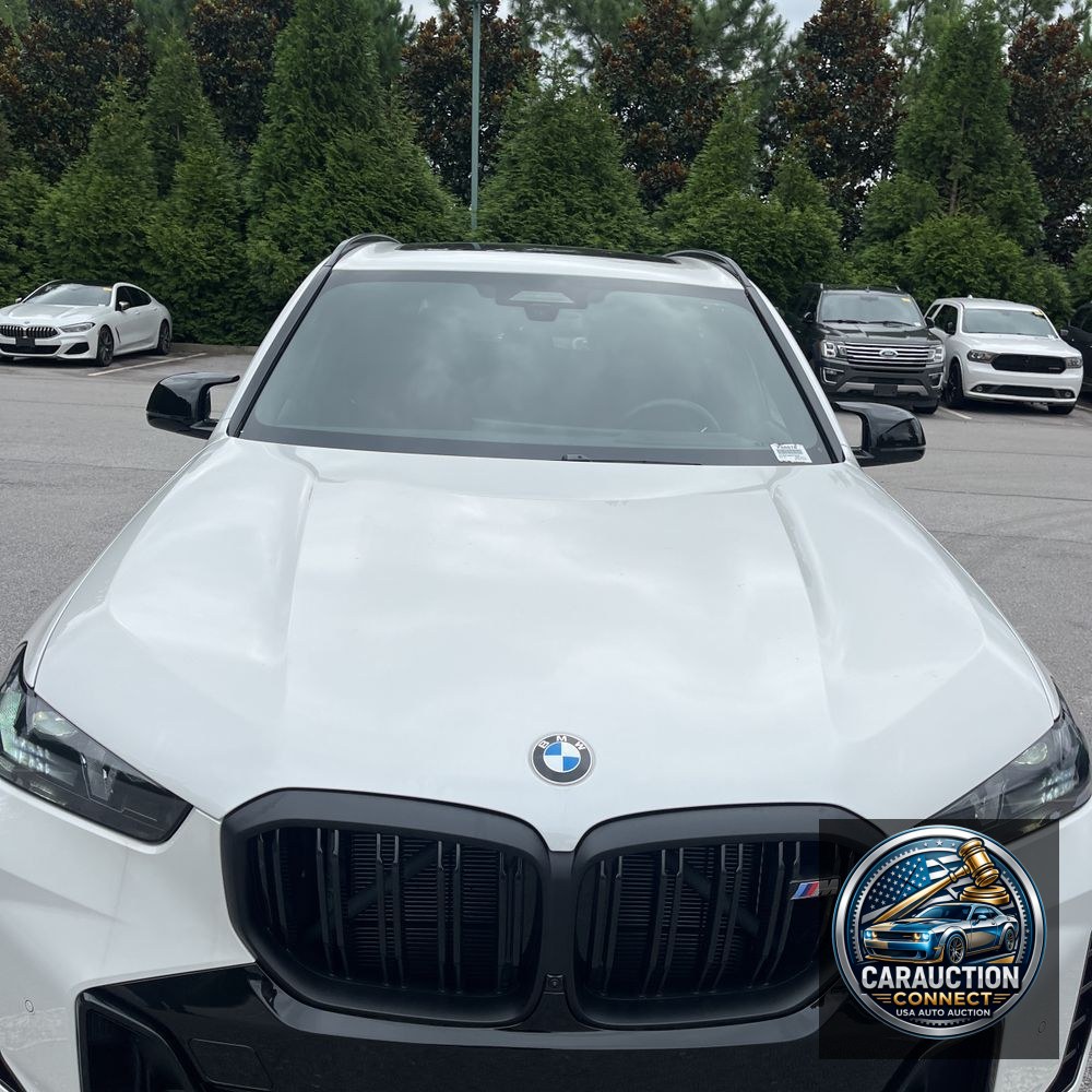 2025 BMW X5 M60i