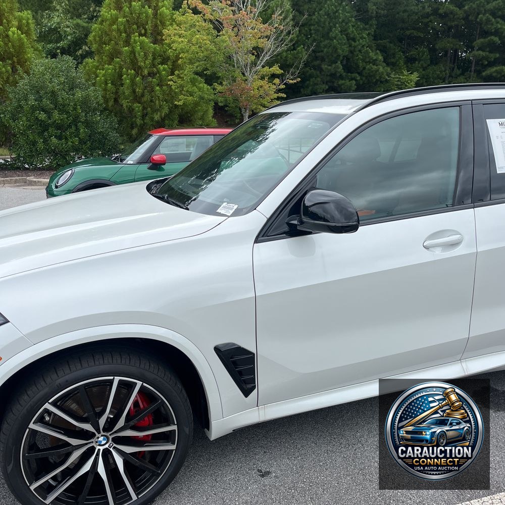 2025 BMW X5 M60i
