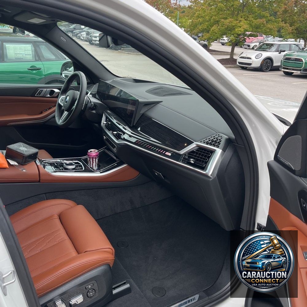2025 BMW X5 M60i