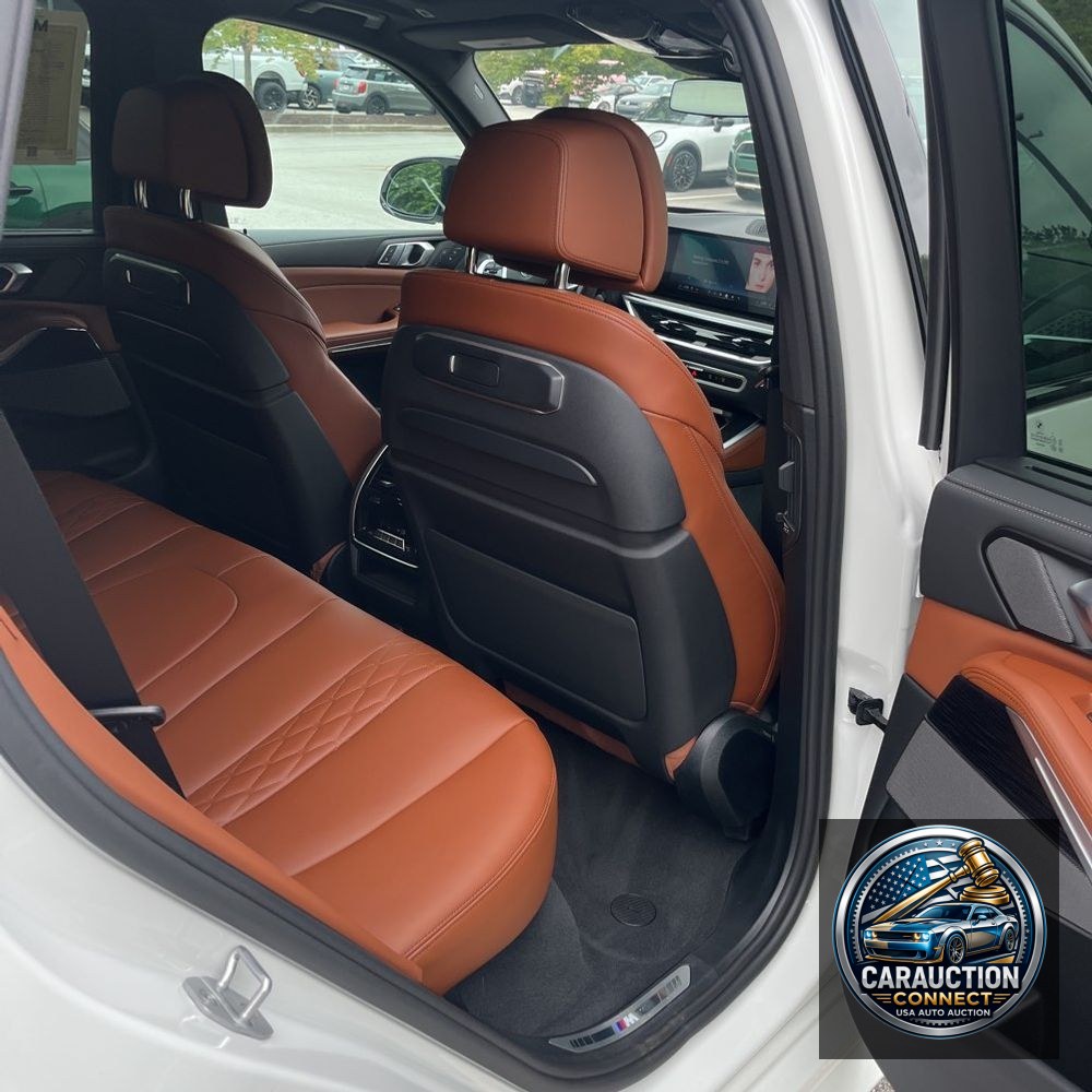 2025 BMW X5 M60i