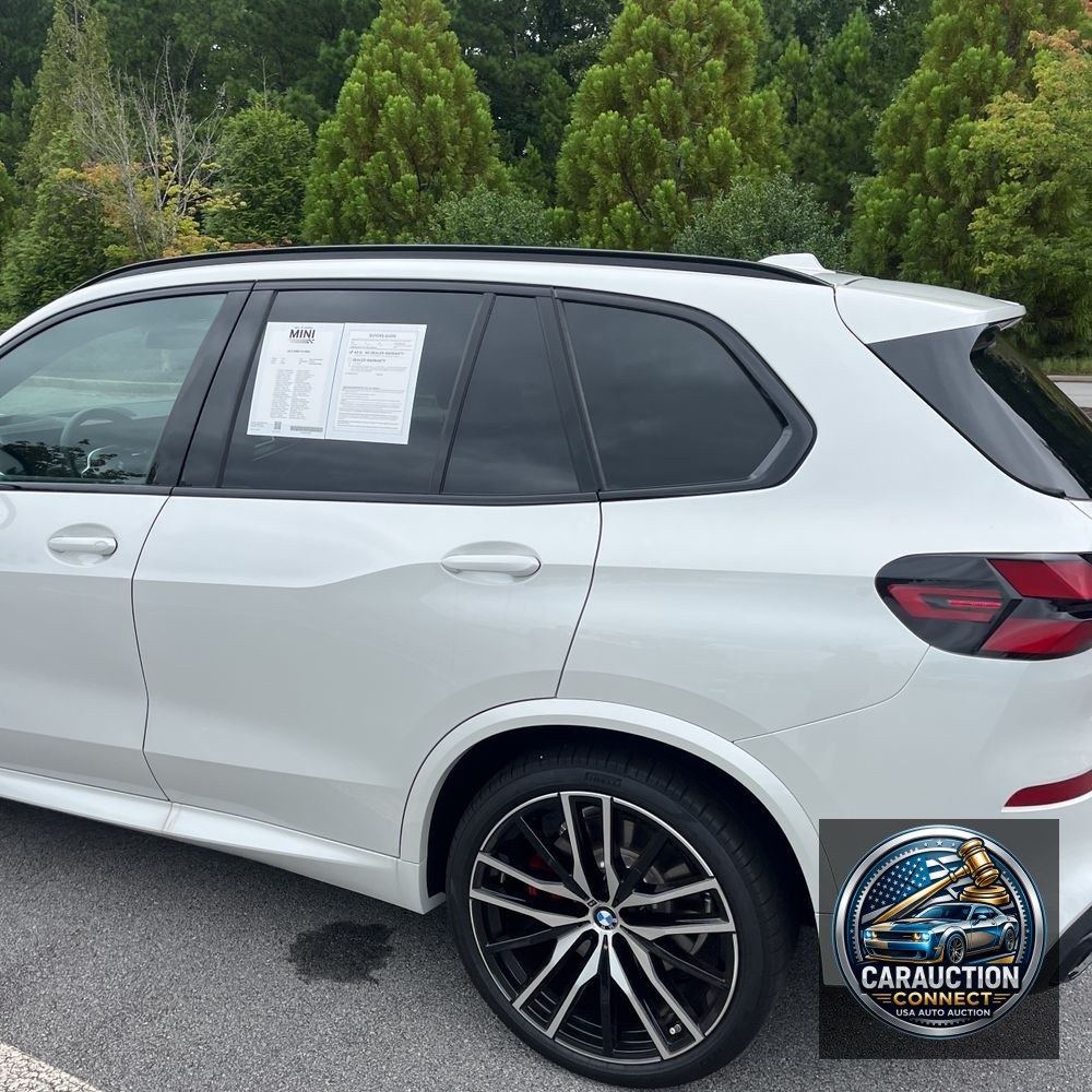 2025 BMW X5 M60i