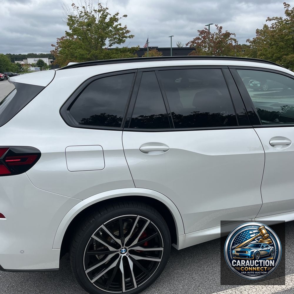 2025 BMW X5 M60i