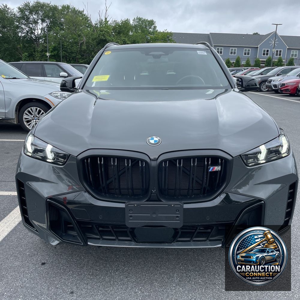 2025 BMW X5 M60i