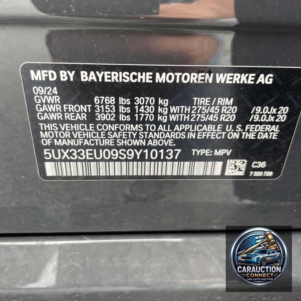 2025 BMW X5 M60i