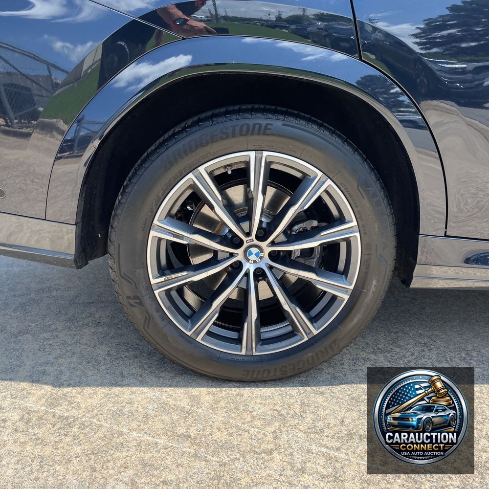 2025 BMW X6 XDrive40i