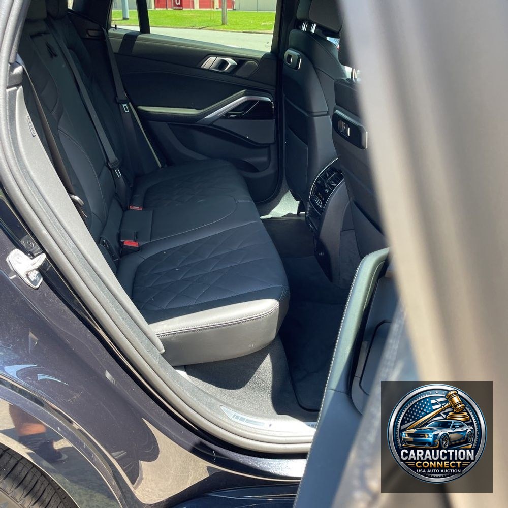 2025 BMW X6 XDrive40i