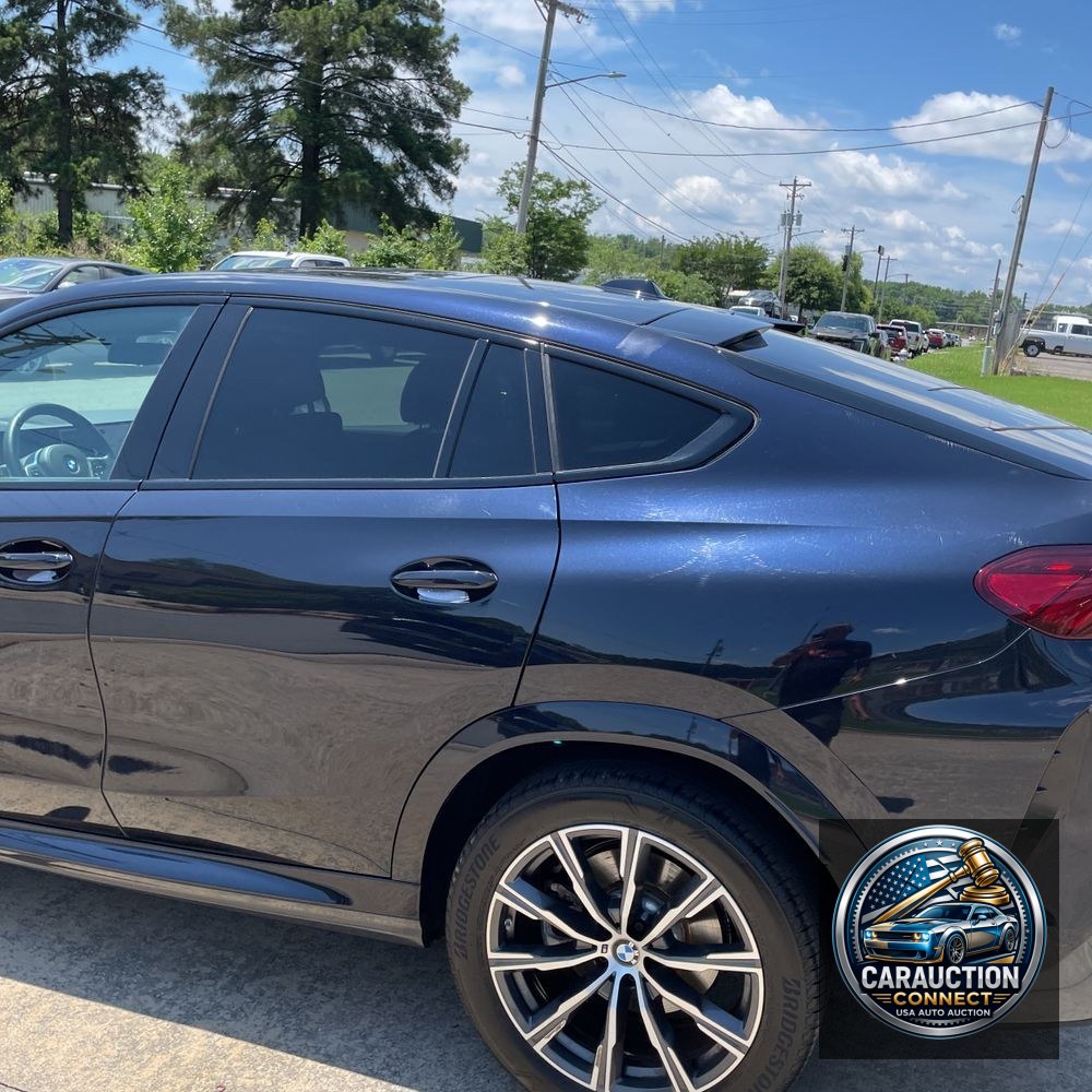 2025 BMW X6 XDrive40i
