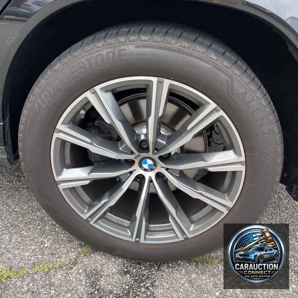 2024 BMW X6 XDrive40i