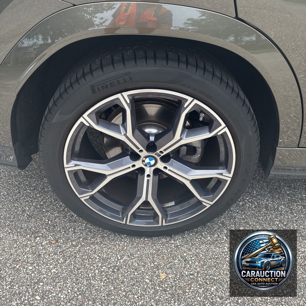 2024 BMW X6 XDrive40i