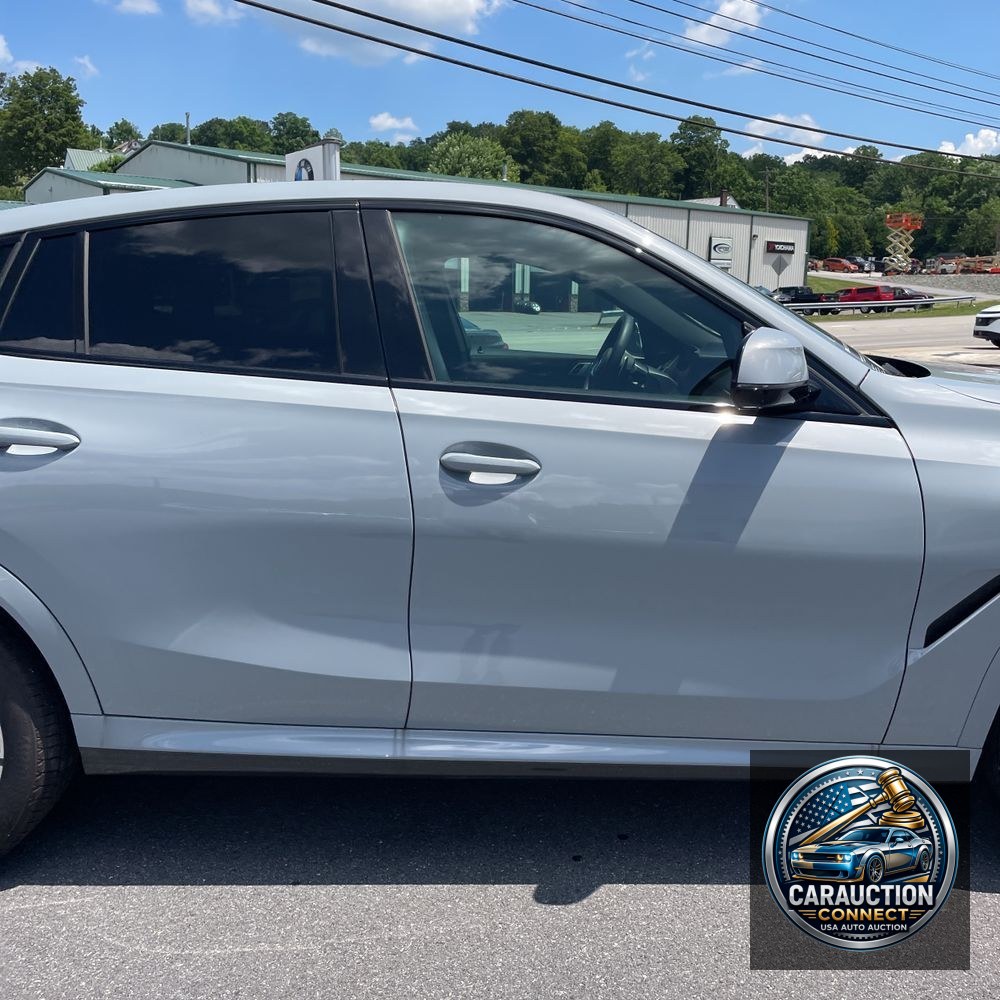 2025 BMW X6 XDrive40i