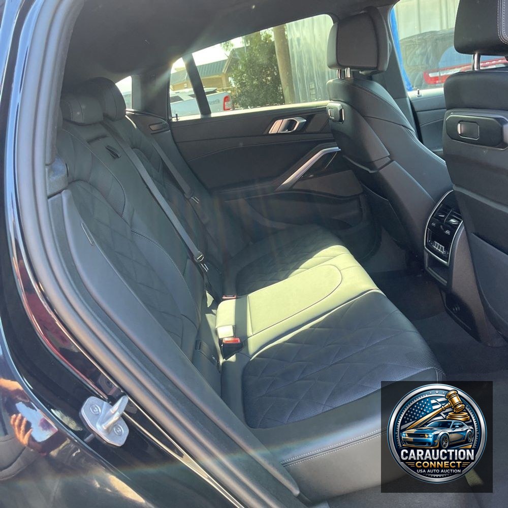 2025 BMW X6 XDrive40i