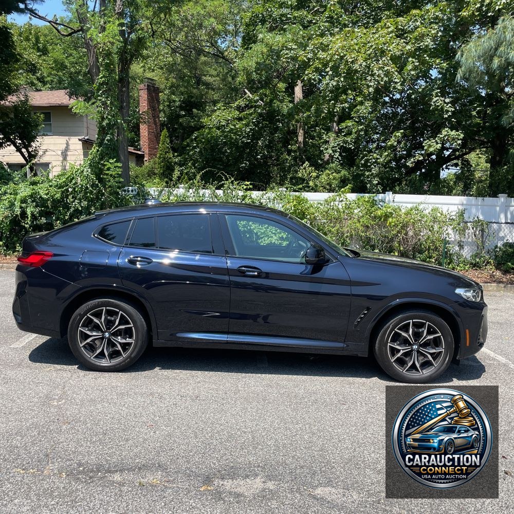 2023 BMW X4 M40i