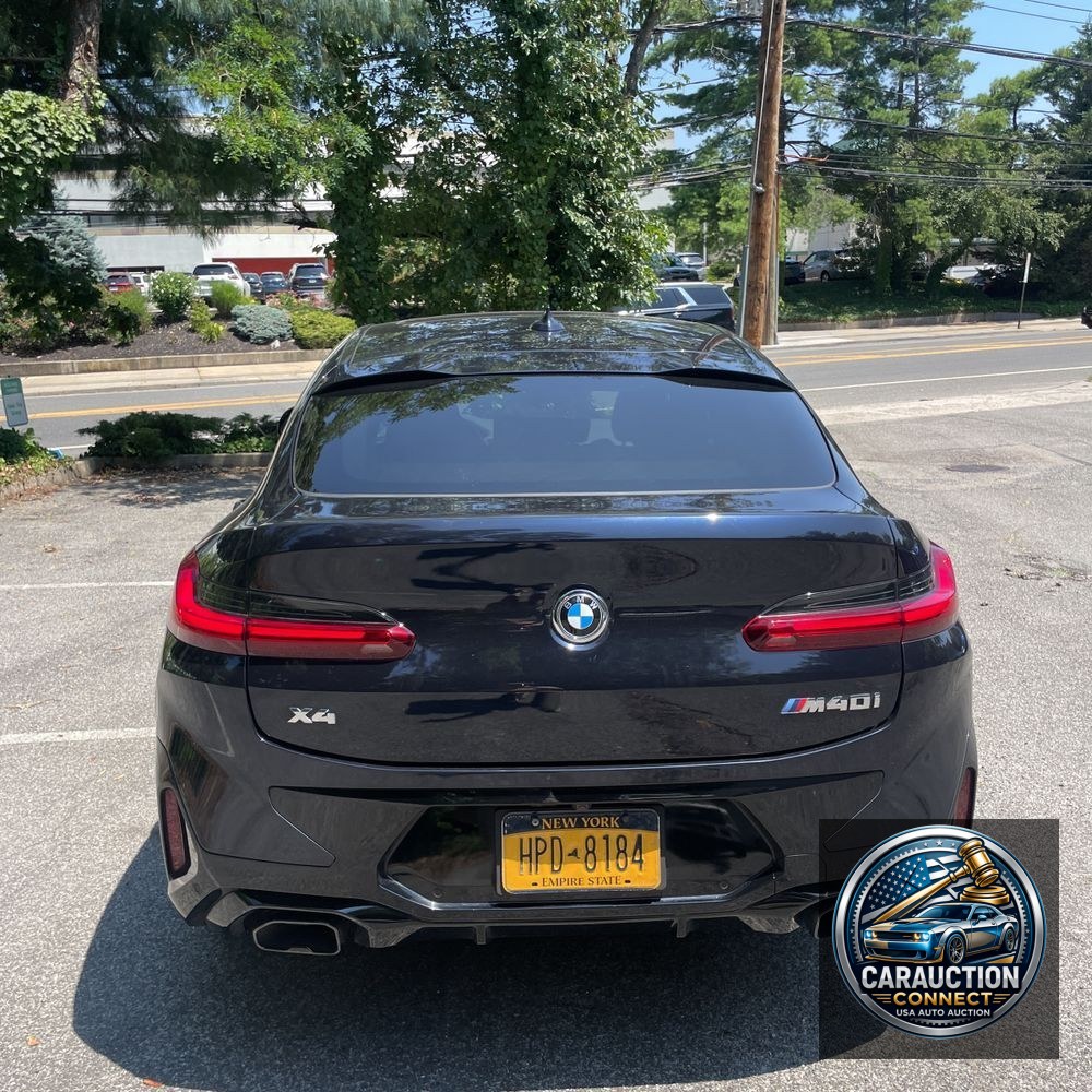 2023 BMW X4 M40i