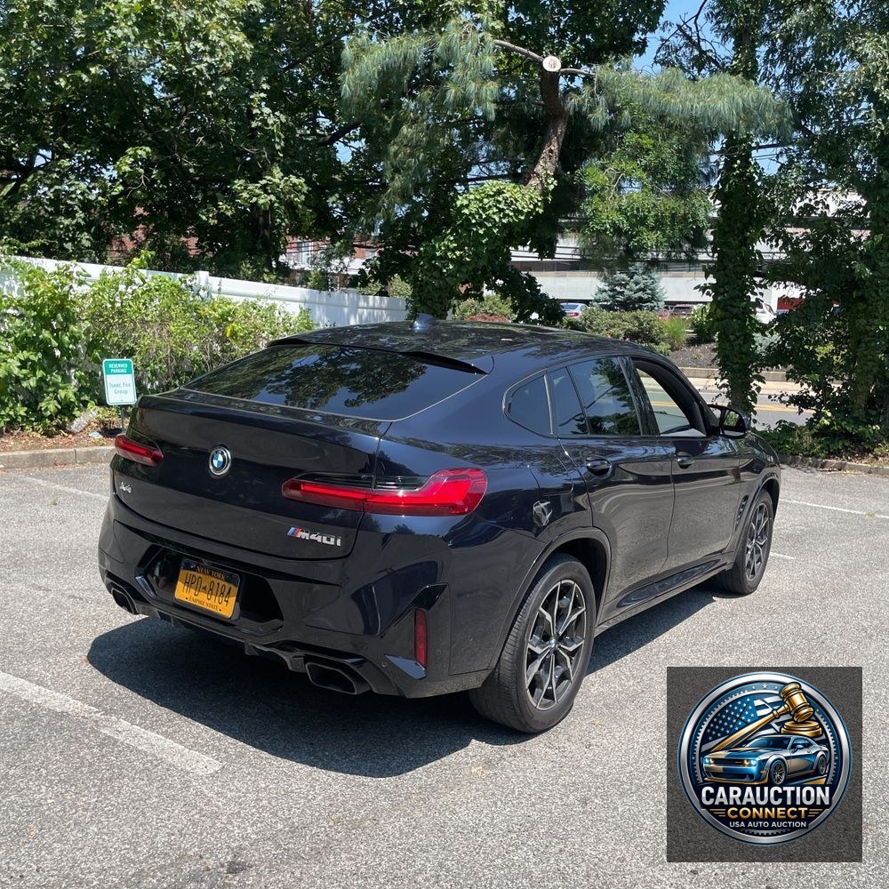 2023 BMW X4 M40i