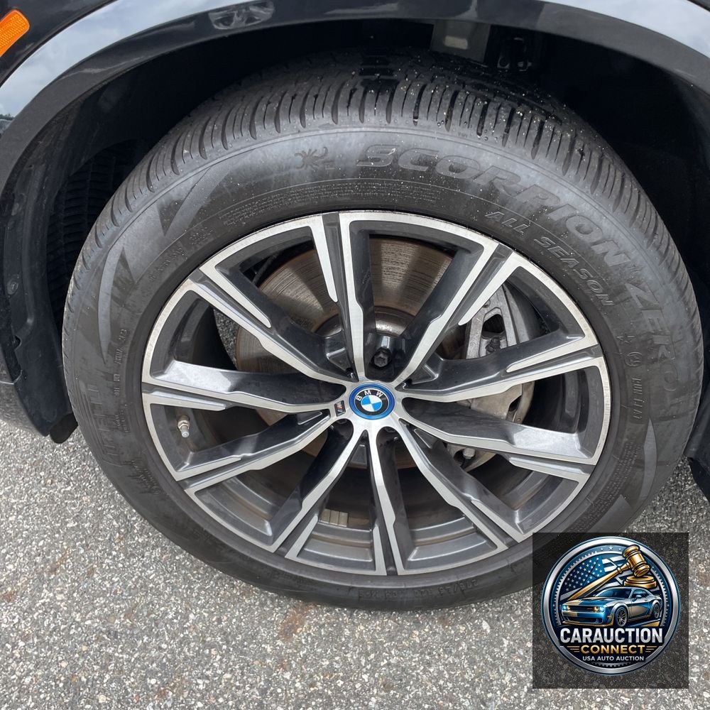 2024 BMW X5 xDrive50e