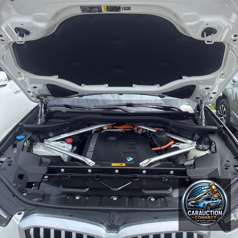2024 BMW X5 xDrive50e