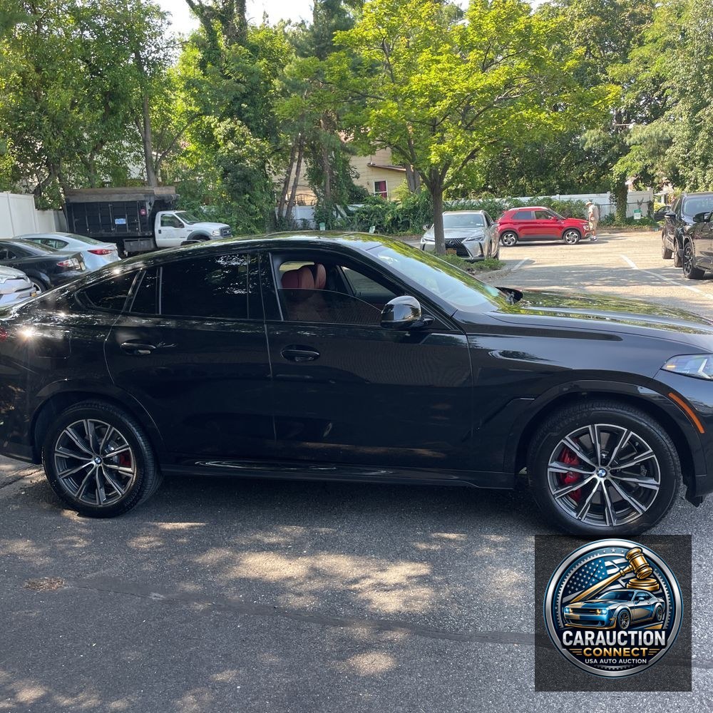 2025 BMW X6 M60i xDrive