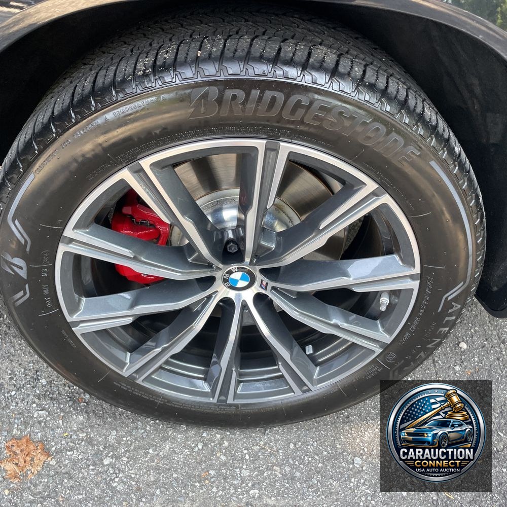 2025 BMW X6 M60i xDrive