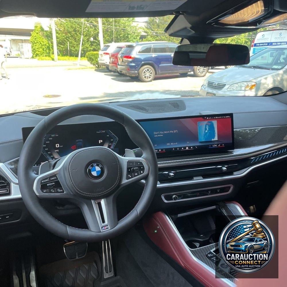 2025 BMW X6 M60i xDrive